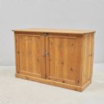 1730 9055 Sideboard